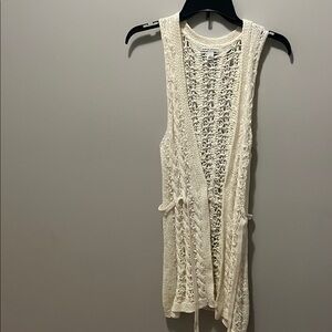 Banana Republic Elegant Cream Lace Women’s Top